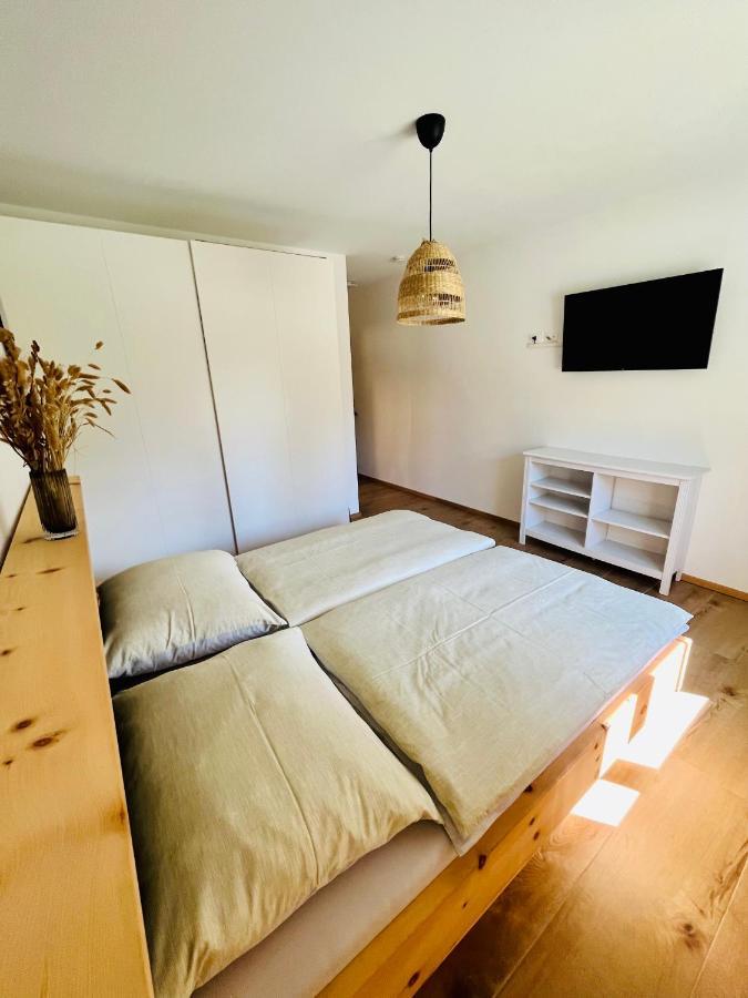 Reizender Bungalow - Mit 120Qm - In Ruhiger Lage Hermagor-Pressegger See Luaran gambar
